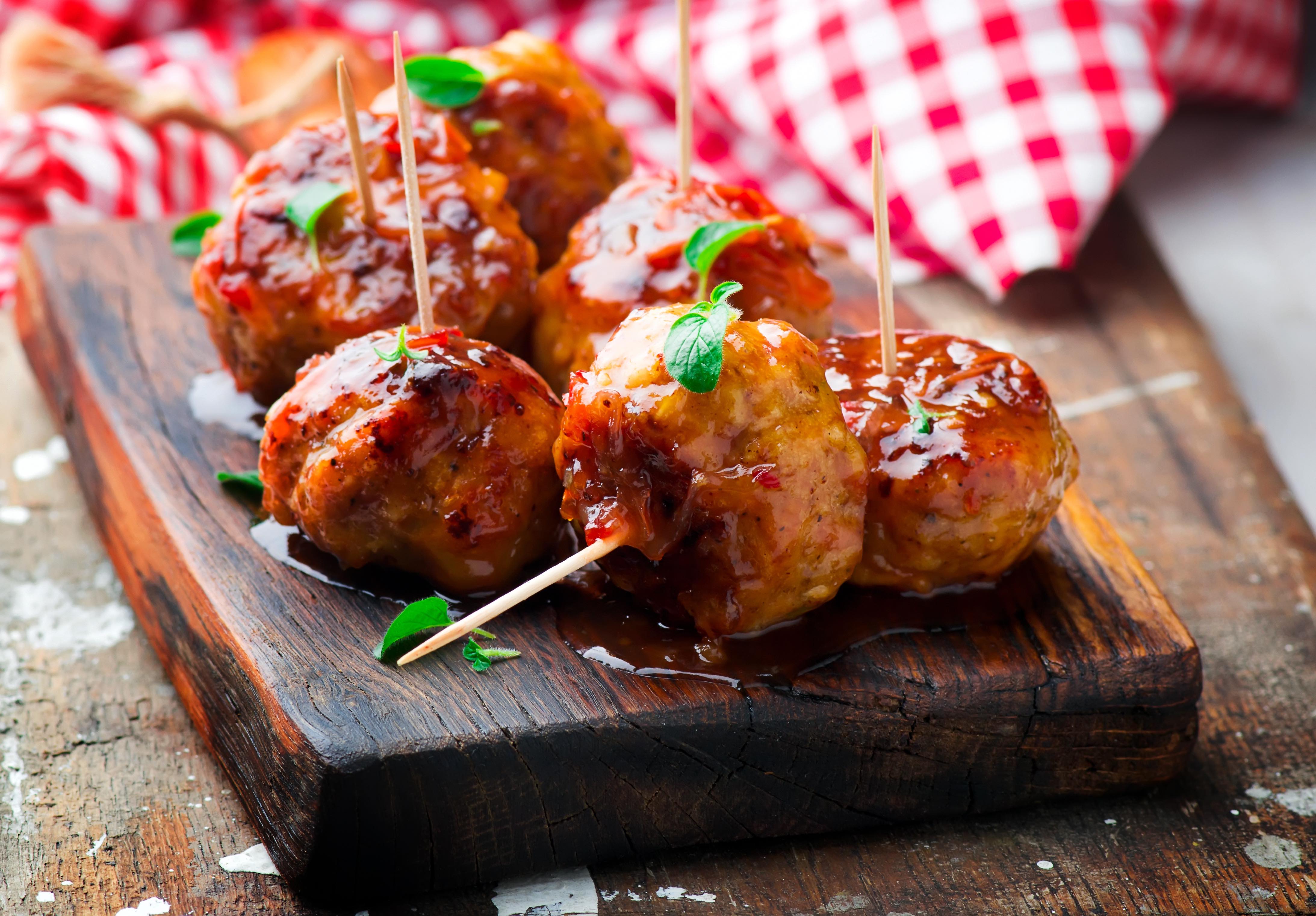 Vegan Cocktail "Meatballs"